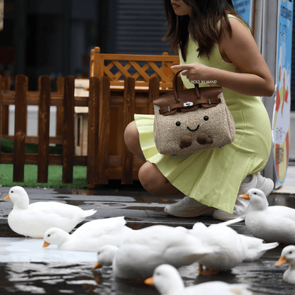 Classic Woven BK Bag -Medium