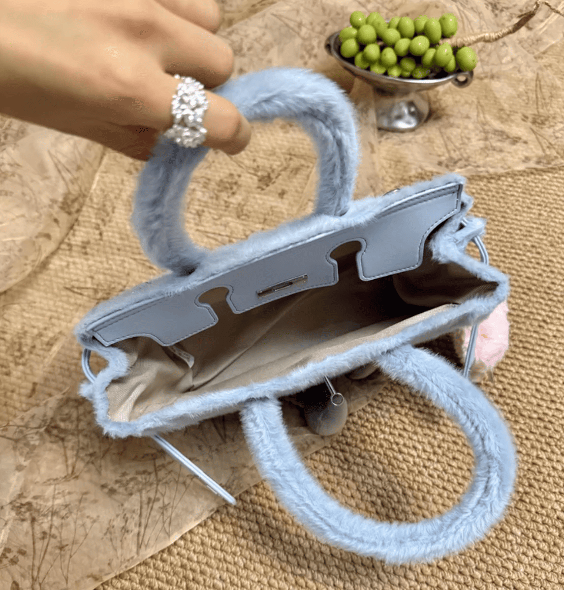 Classic Cloud Blue Fleece BK Bag -Medium