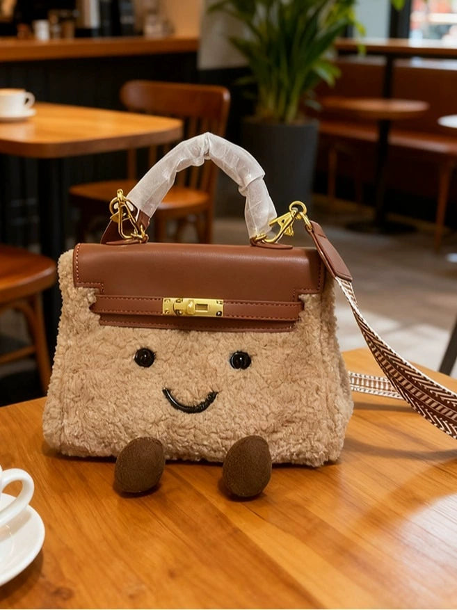 Classic Fleece Clarette Bag 8.6-inch